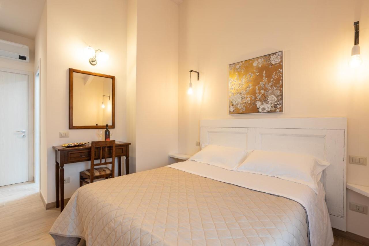 Il Casolare Bed and Breakfast Gradara Exteriör bild