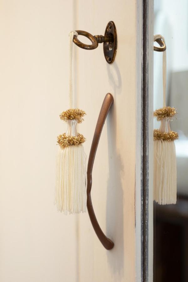 Il Casolare Bed and Breakfast Gradara Exteriör bild